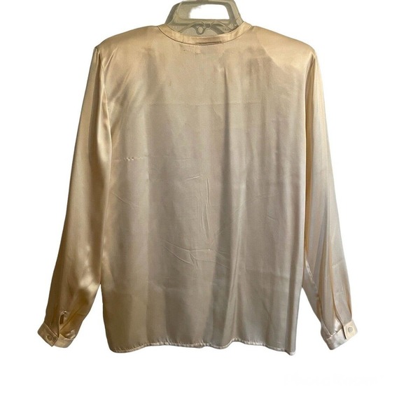 Vintage Mark Shale Size 6 Tunic Blouse Cream 100% Silk Bows Shoulder Pads 80s… - Picture 5 of 6